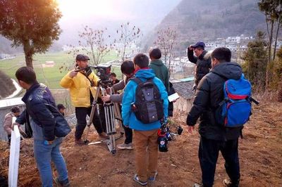 院線電影《不負(fù)流年》在旬陽縣仁河口鎮(zhèn)開機(jī)